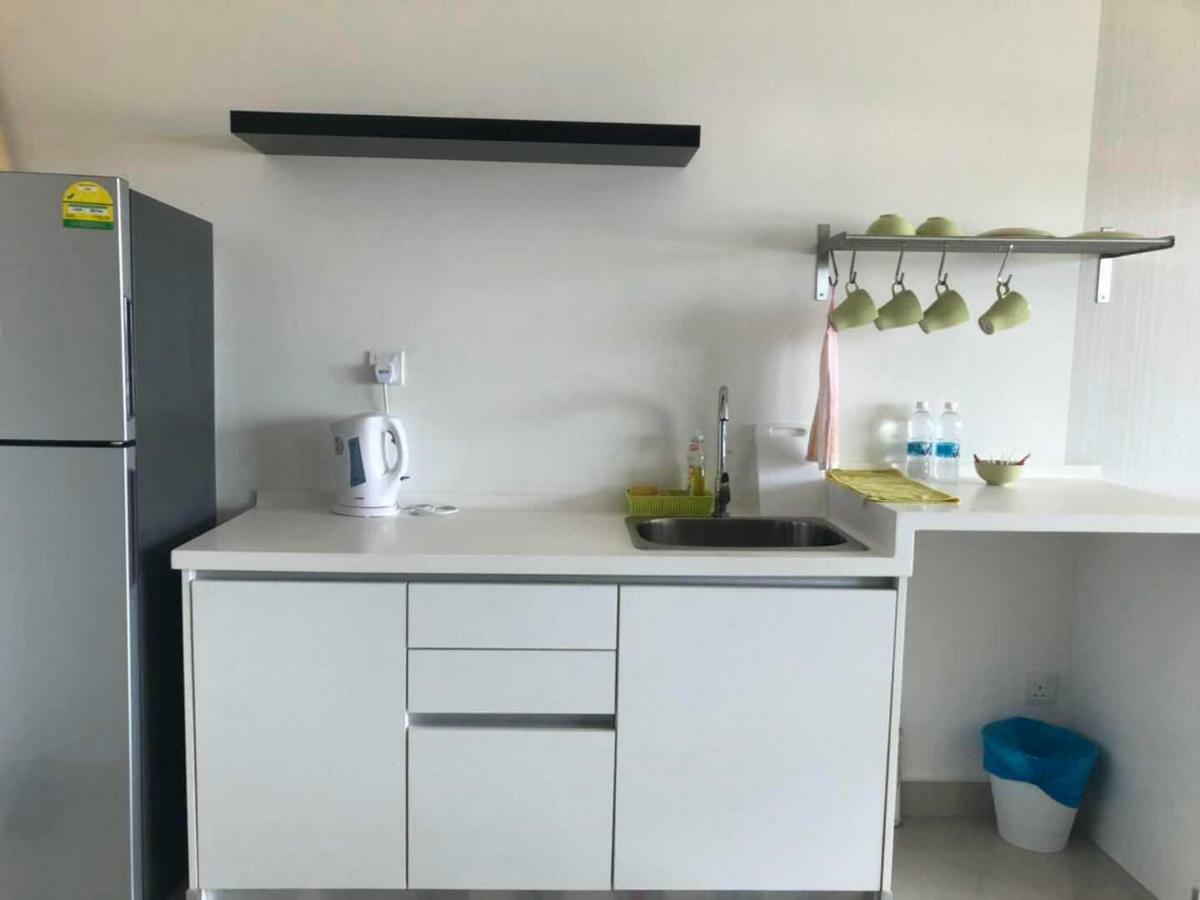 Vivian'S Studio Trefoil Setia Alam 莎阿南 外观 照片